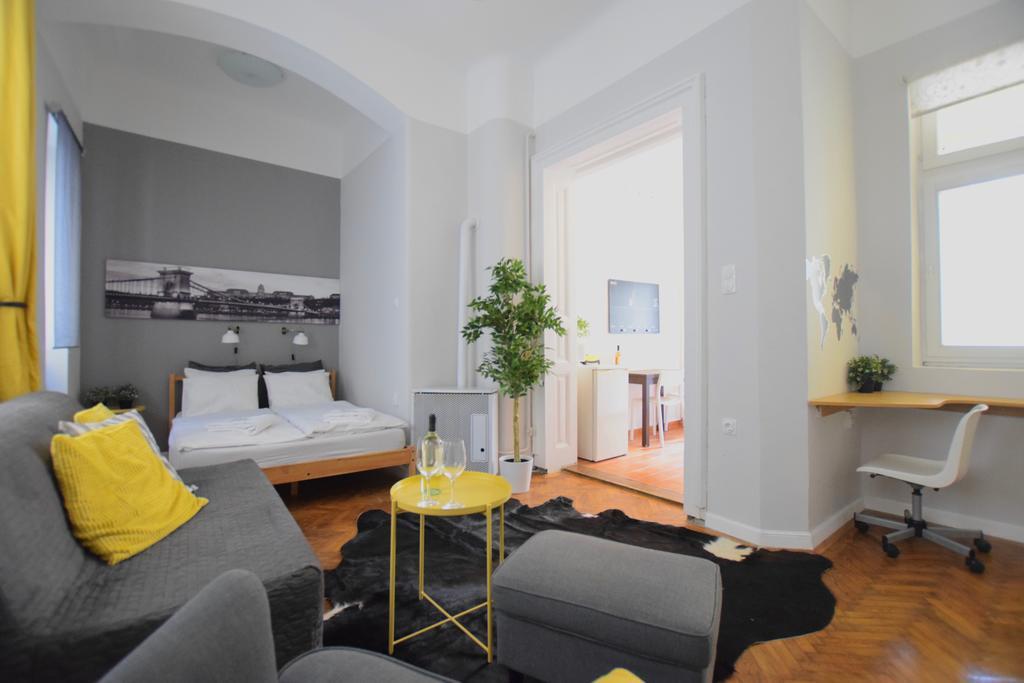 Standard Apartment By Hi5 - Chainbridge Budapeste Exterior foto